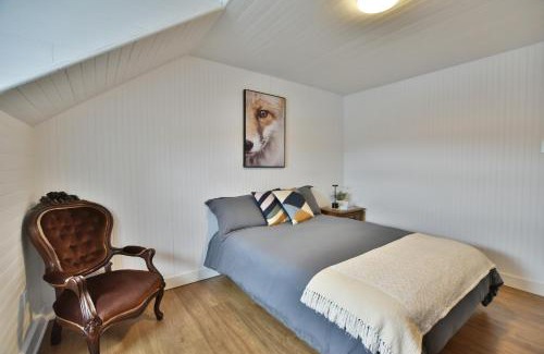 Saint-Pascal Hotel | Chambre 304 de l'hôtel Victoria confortable et moderne