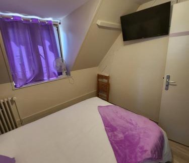 Saint-Nicolas-d'Aliermont Bed & Breakfast | chambre mauve