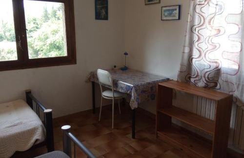 La Chamberte House | CHAMBRE lumineuse jardin arboré