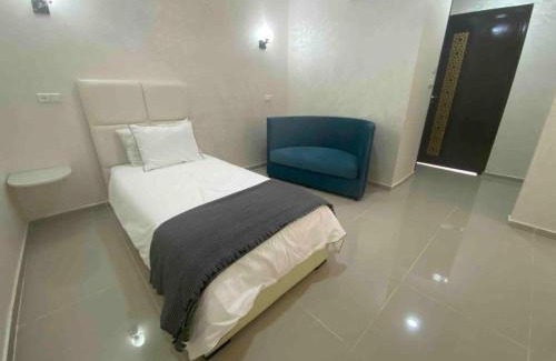 Bni Quolla Apartment | Chambres d'hôtes - Écohâme - Guitar Palace