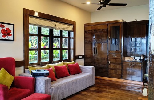 Kayiavir Plungdung Hotel | Chamong Chiabari