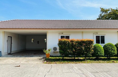 Si Racha Apartment | Chan Meung Resort