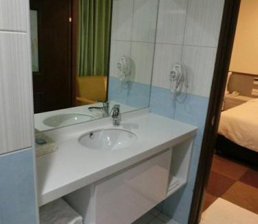 Zhongli District Hotel | Chang Ti Metropolis Commercial Hotel