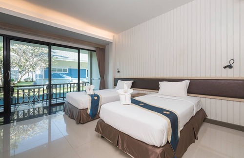 Khlong Khut Hotel | Chaolao Tosang Beach Hotel