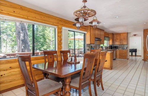 Glencoe House | Chaparral Cabin- Sleeps 15!