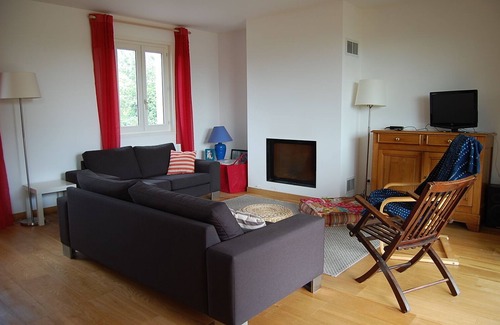 Ameugny House | Character house near Taize (1km)