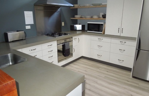 Blenheim House | Character Villa in the heart of Blenheim