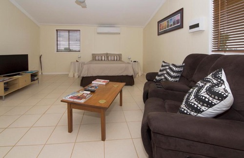 Charleville House | Charleville Bush Cottage