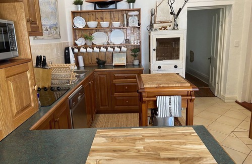 Penneshaw Cottage | “Charlie Bates Cottage”