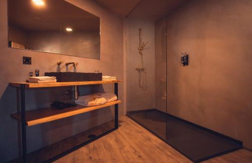 Azoia House | Charm Nature