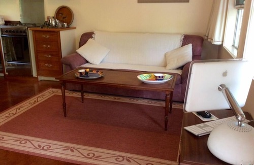 Matapouri Cottage | Charming cottage on the coast