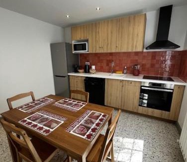 Entraigues-sur-la-Sorgue Apartment | Charmant appartement rénové, à 15 mn d'Avignon et de son festival