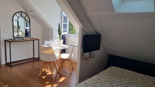 Saint-Julien Apartment | Charmant Studio Centre ville