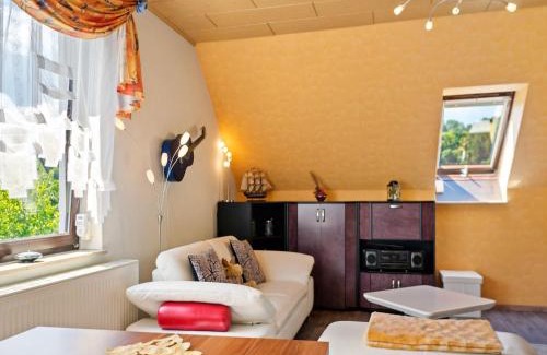 Pohla Apartment | Charmante Dachgeschoss Ferienwohnung im Erzgebirge