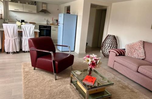 Marburg Apartment | Charmante Einliegerwohnung, 3 Zimmer in ruhiger Wohnlage, 60qm, mit gemütlicher Südterrasse