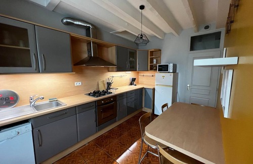 Cherbourg-en-Cotentin House | Charmante Maison de 160 m2, à Proximité de Tous les Commerces