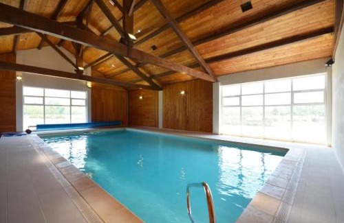 Arles House | Charmante maison en Camargue avec piscine partagée
