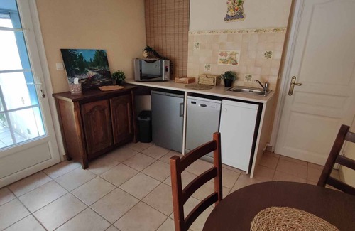 13th Arrondissement Villa | Charmante Suite Avec Jacuzzi au Calme
