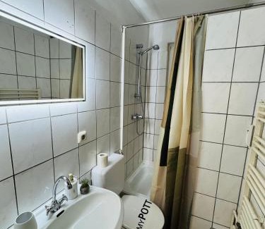 Wedel Apartment | Charmantes Altstadt-Juwel an der Elbe