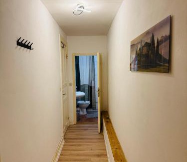 Wedel Apartment | Charmantes Altstadt-Juwel an der Elbe