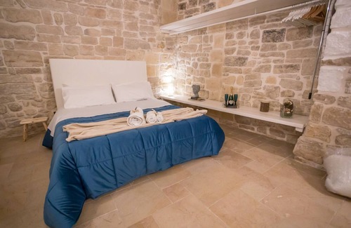 Trani Bed & Breakfast | Charmeroom - Dimora d'incanto