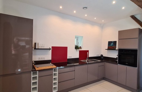 Saint-Loup-en-Comminges Villa | Charming GITE with PRIVATE SWIMMING POOL - Panoramic view of the Pyrenees!