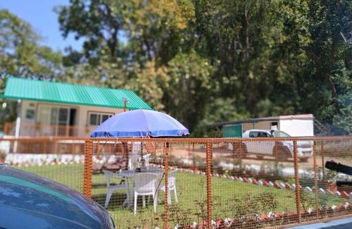 Bullawala Cottage | Charming 1-bedroom cottage with AC, WiFi in welcoming Majhaun