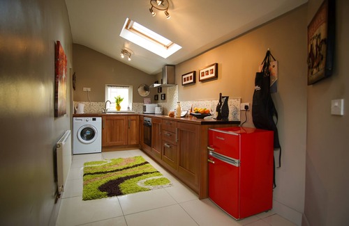 Kealkill Cottage | Charming 2-Bed House in West Cork Cupid's Cottage