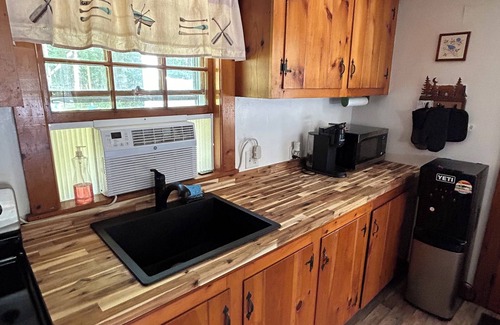 Moultonborough House | Charming 2-bedroom house in Moultonborough with AC, WiFi. Enjoy your stay