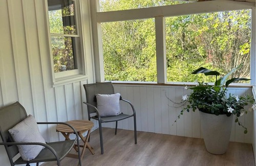 Milford Cottage | Charming 2-bedroom cottage with AC, WiFi, 4 mi to Cooperstown Dreams Park
