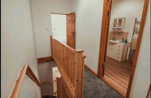 Sudbury House | Charming 2 Bedroom Cottage mid town on quiet road