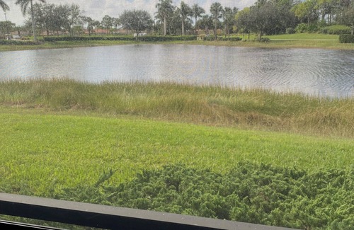 The Plantation Somerset Condo | Charming 2-bedroom + office condo with WiFi, fitness room in gorgeous Fort Myer