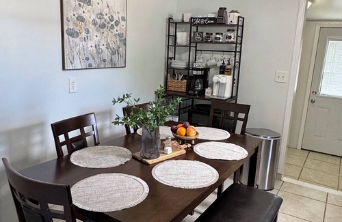 Montezuma House | Charming 2-Bedroom Stay in Montezuma – Breakfast Included