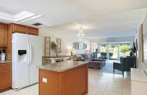 Fort Pierce Condo | Charming 2-bedroom condo with private beach and golf course on Hutchinson Island