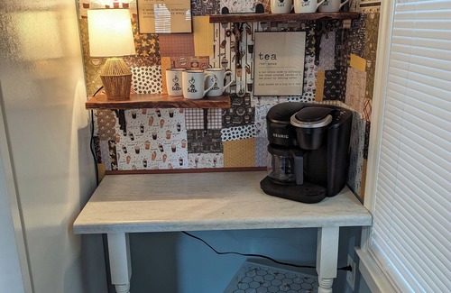 Sunbury House | Charming 3-bedroom house in serene Sunbury with AC, WiFi