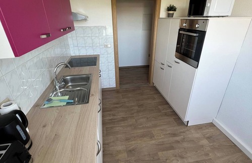 Gross-Sarchen Apartment | Charming 3-Room Apartment in Hoyerswerda, Lusatian Lake District