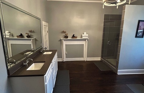 Church Street House | Charming 3BR, 2BA ranch on 1.7 acres—near stadium, shops & ATL Airport.