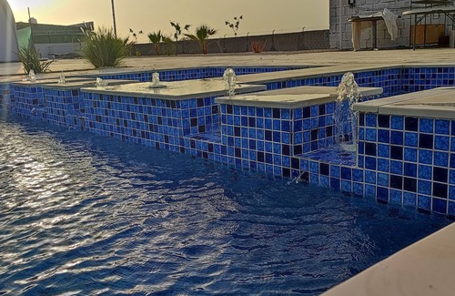 Ras Al Khaimah House | Charming 4-bedroom barn with AC and WiFi in peaceful Ras Al Khaimah