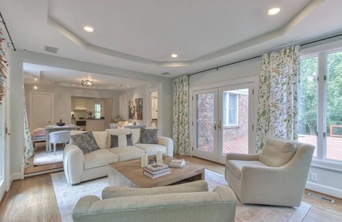 Green Hills House | Charming 4-bedroom estate with AC and high-speed Wi-Fi in Nashville!