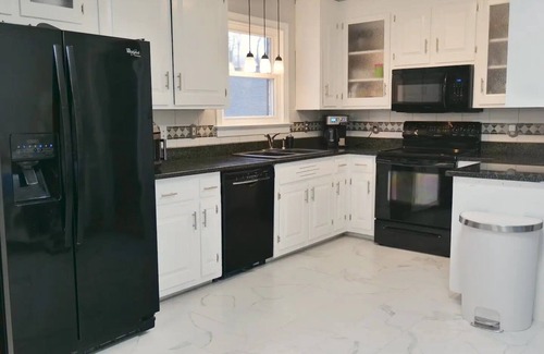 North Chesterfield House | Charming 4-bedroom house with WiFi and AC in welcoming Richmond
