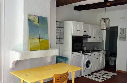 Villecroze Apartment | Charming apartment in the beautiful medieval village of Villecroze