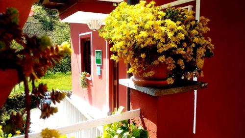 Villamayor Apartment | Charming apartment in Villamayor 74 m² with mountain view