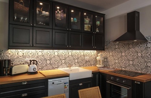 Wannsee Apartment | Charming Apartment in Wannsee with Barbecue and Beautiful View