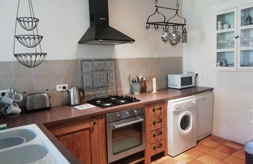 Lanvallay Apartment | Charming apartment on port of Dinan with garden