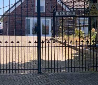 't Rooth House | Charming authentic renovated farm