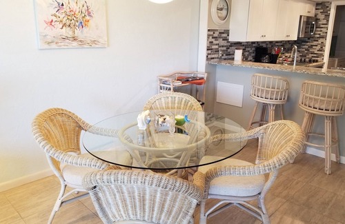 Butler Beach Condo | Charming Beach Condo: Tennis, Pool, Ocean Views