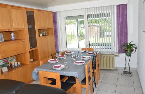 Opglabbeek House | Charming Belgian Getaway, vakantiewoning in Oudsbergen - 3 Bedrooms Garden