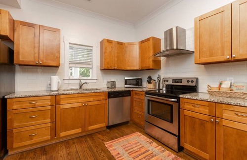Villa Heights Apartment | Charming bungalow in NoDa near Restaurants, Parks and Breweries