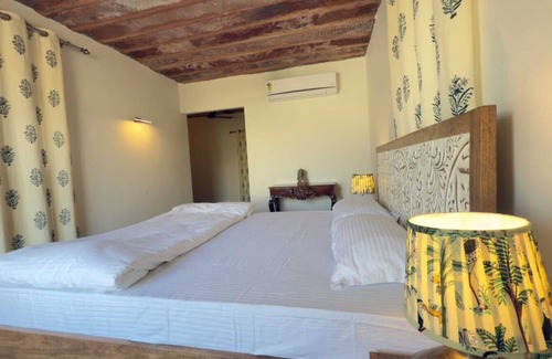 Ratanada House | Charming bungalow with WiFi and AC in pleasant Jodhpur