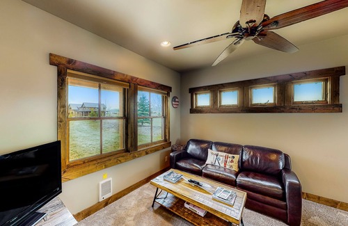 Hastings Farm House | Charming cabin with Teton views and wonderful location for adventure
